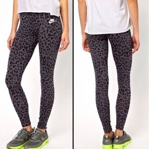 leopard running leggings